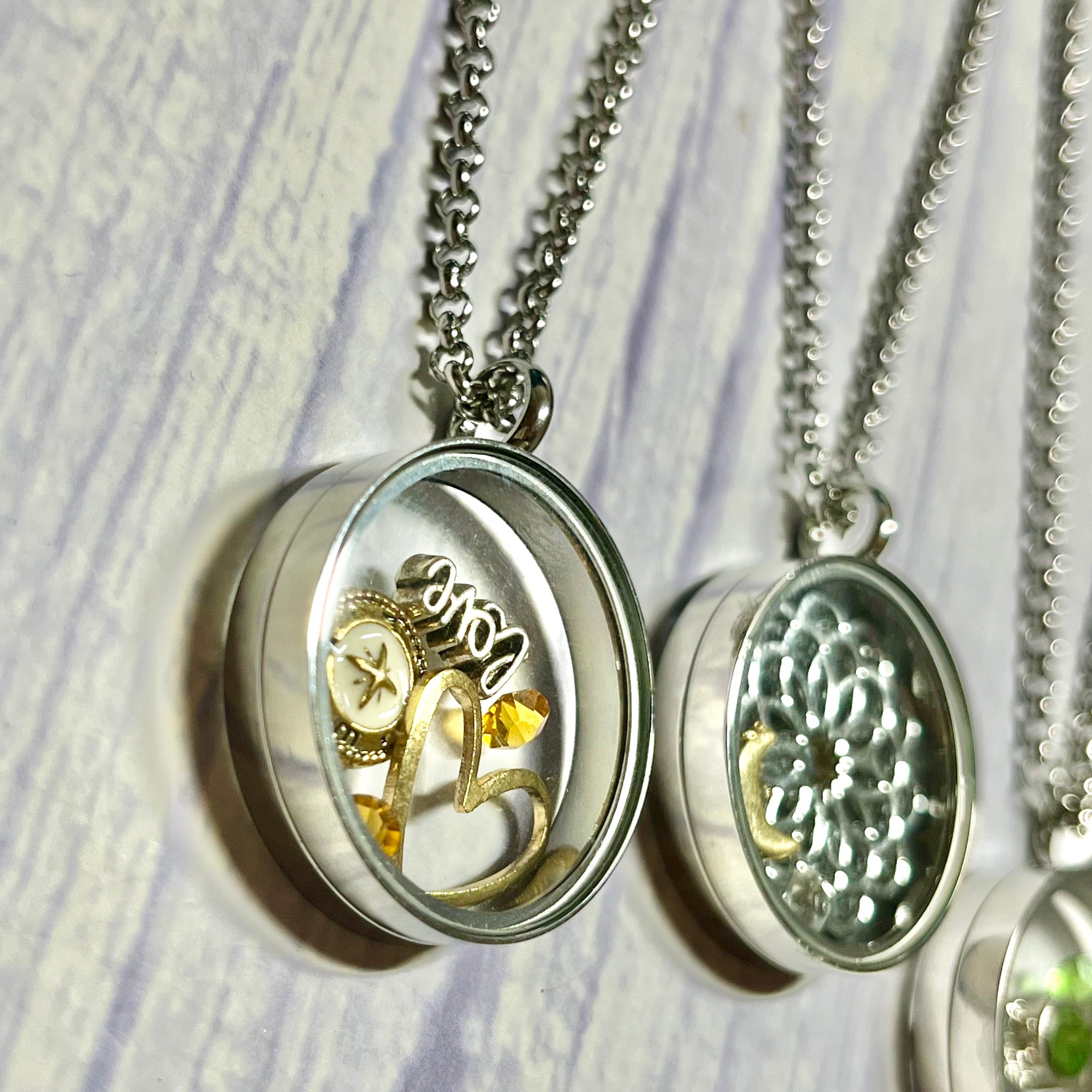 Floating Locket Necklace SILVER